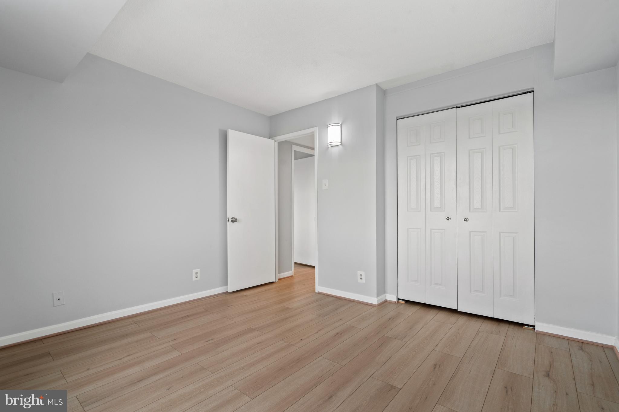 WATERGATE AT LANDMARK - Residential