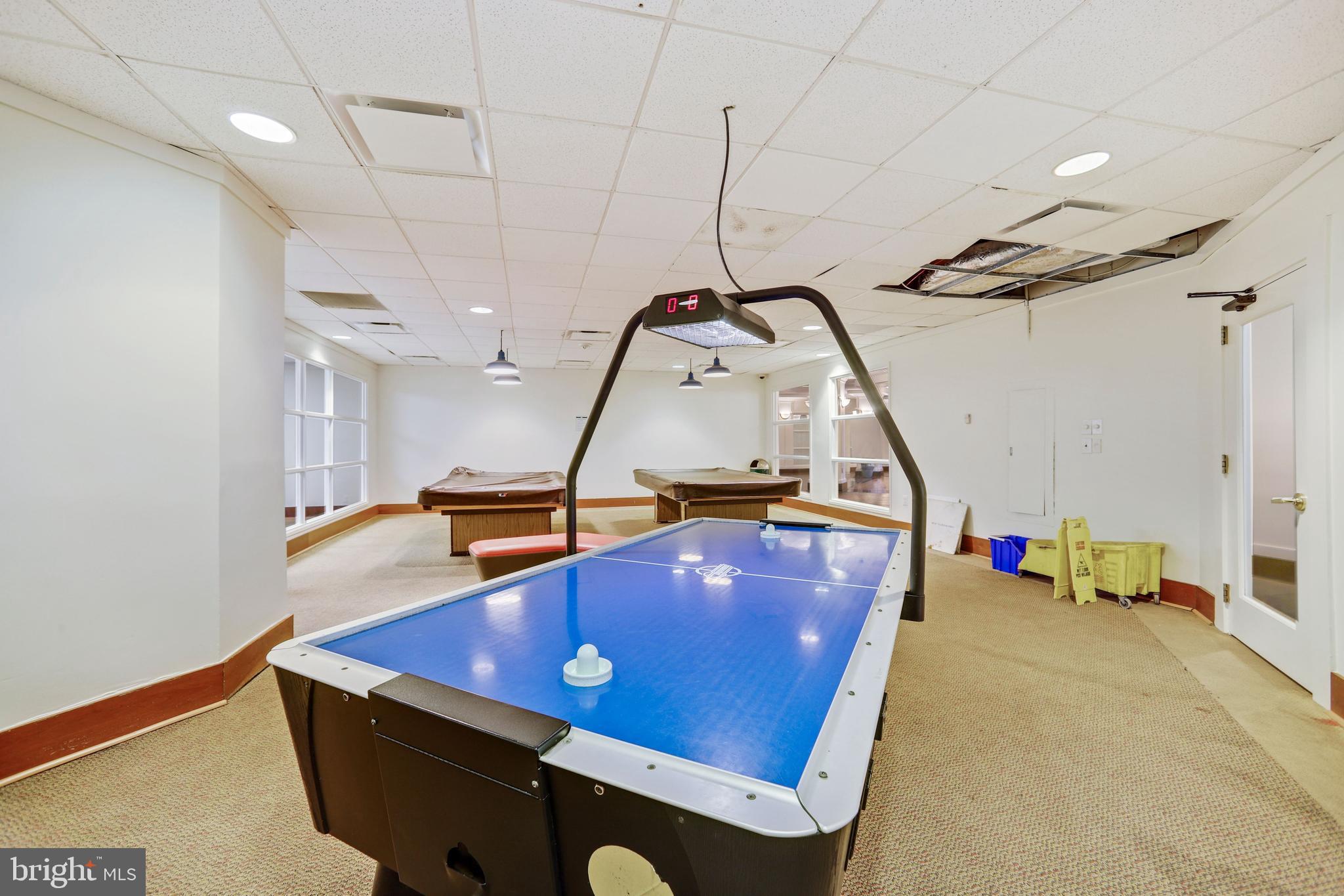 WATERGATE AT LANDMARK - Residential