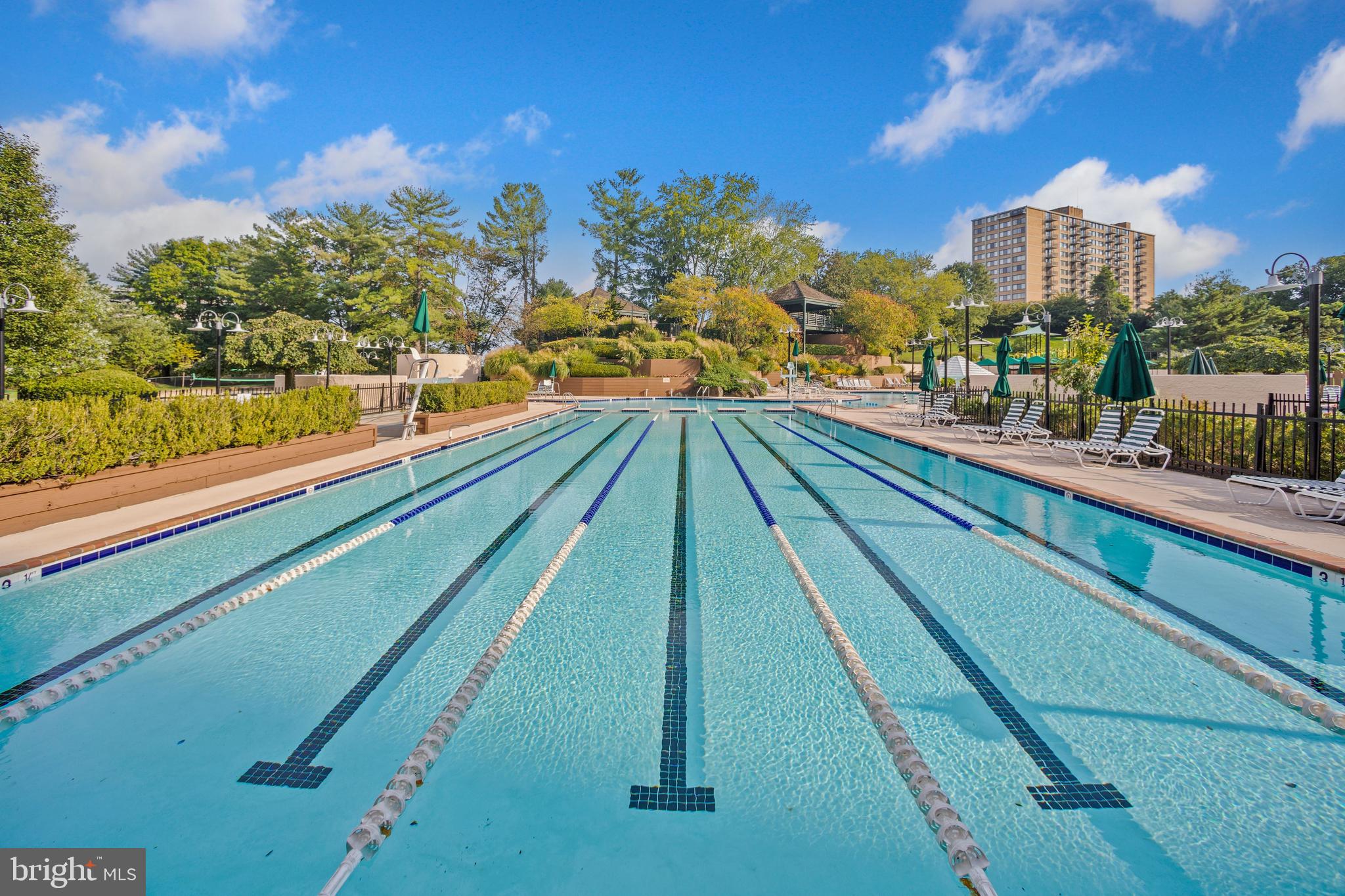 WATERGATE AT LANDMARK - Residential