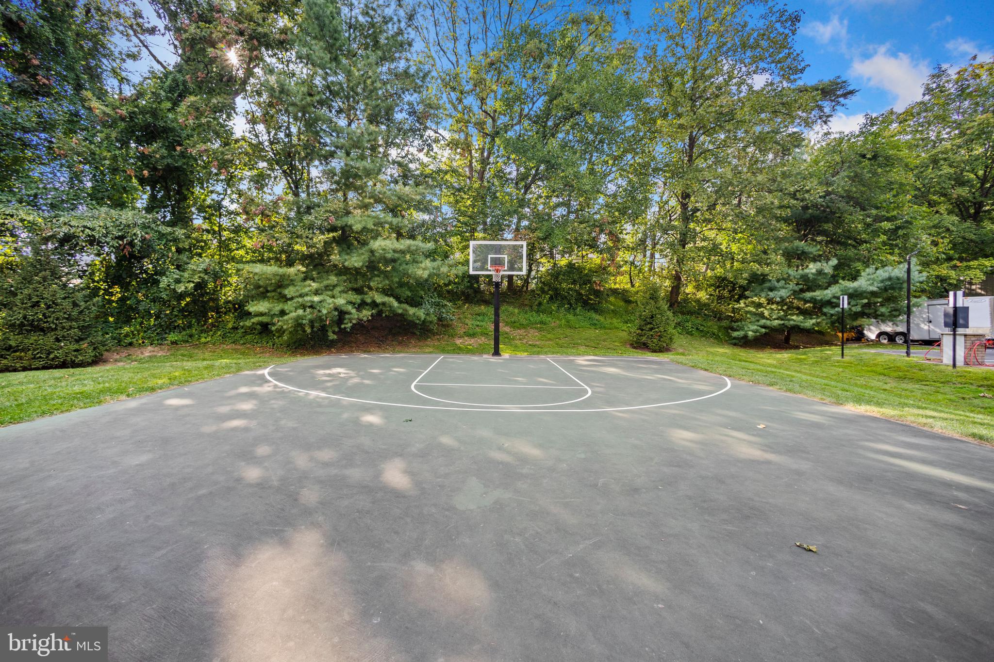 WATERGATE AT LANDMARK - Residential