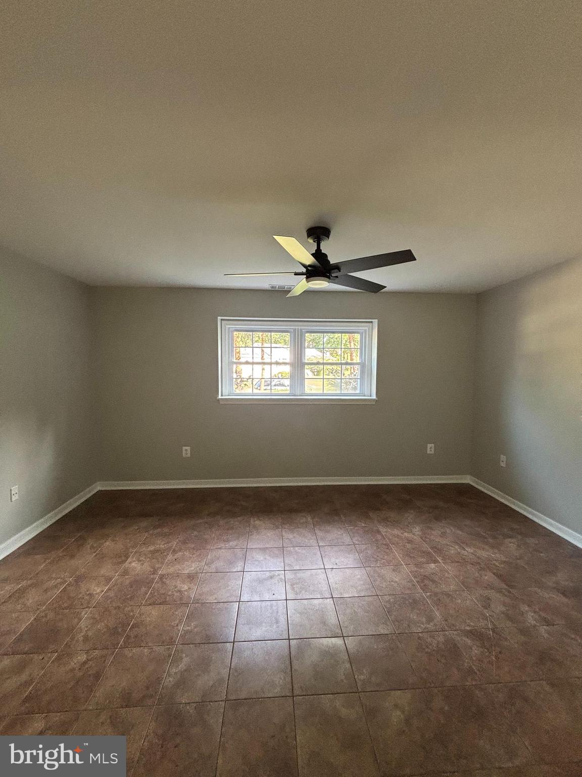 SHADOW WOODS - Residential Lease