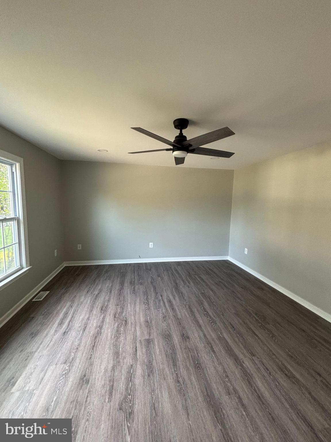 SHADOW WOODS - Residential Lease