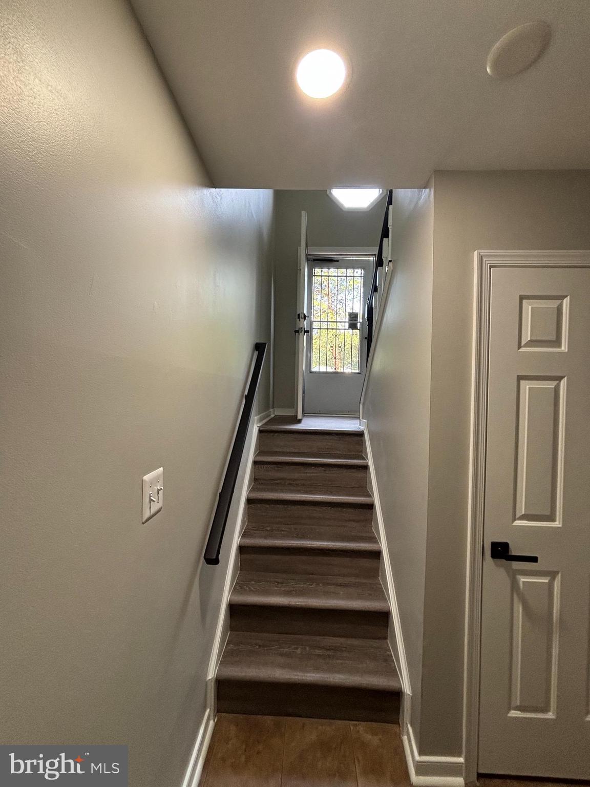 SHADOW WOODS - Residential Lease