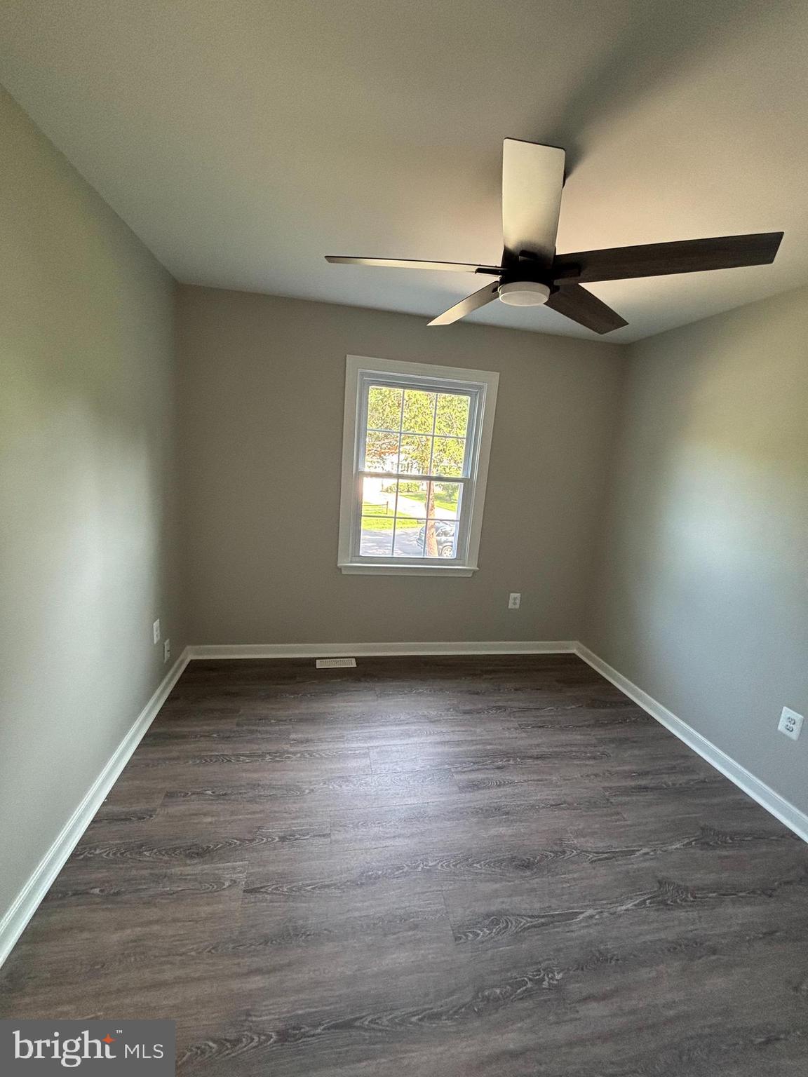 SHADOW WOODS - Residential Lease