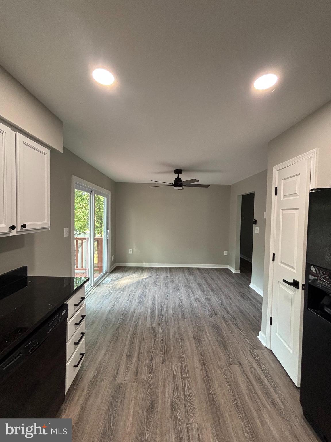 SHADOW WOODS - Residential Lease