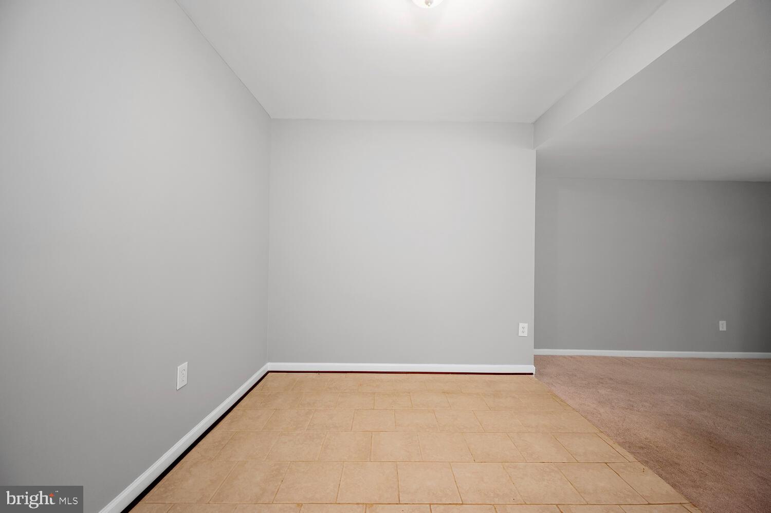 ELYSIAN WOODS - Residential Lease