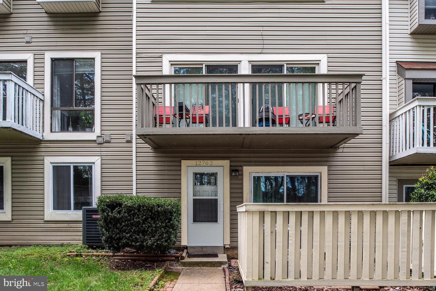 ELYSIAN WOODS - Residential Lease