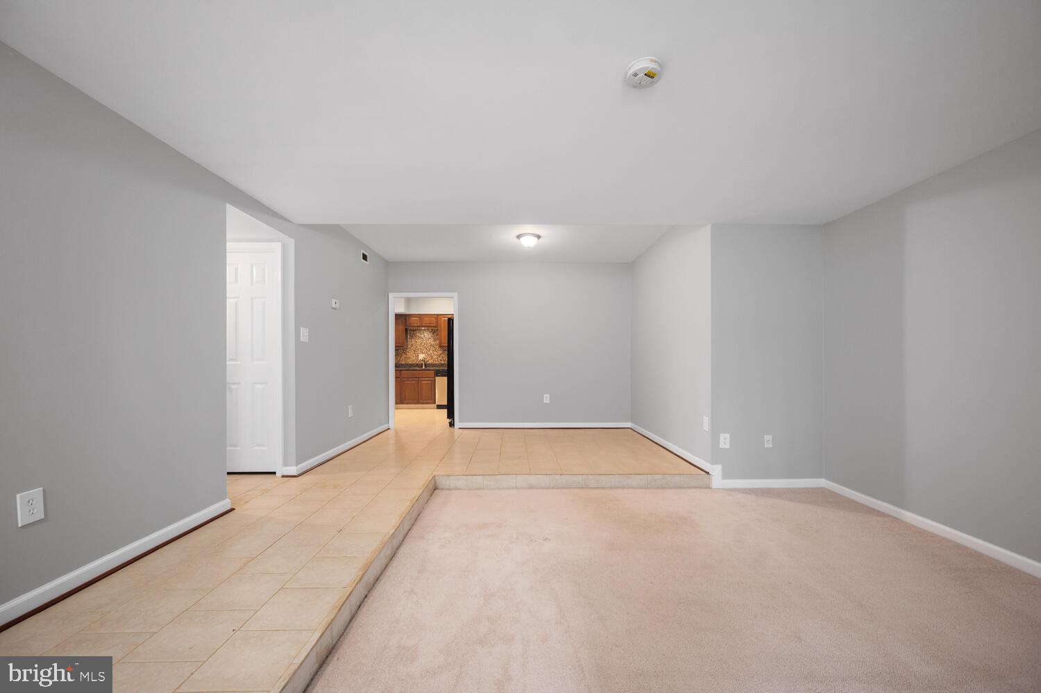 ELYSIAN WOODS - Residential Lease