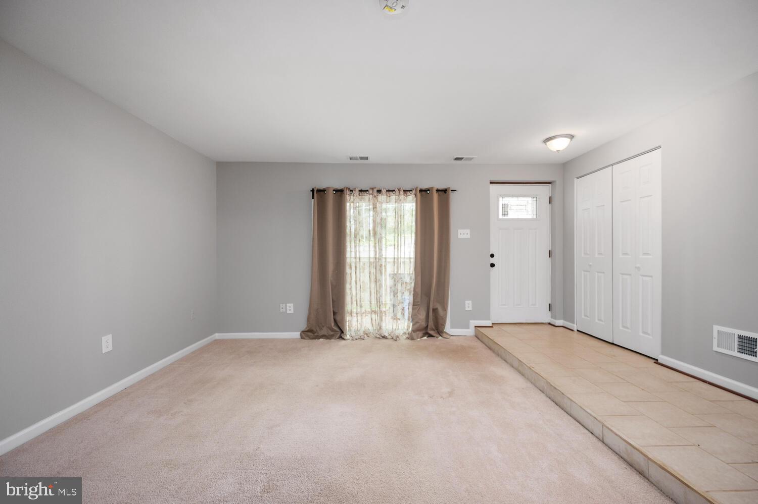 ELYSIAN WOODS - Residential Lease