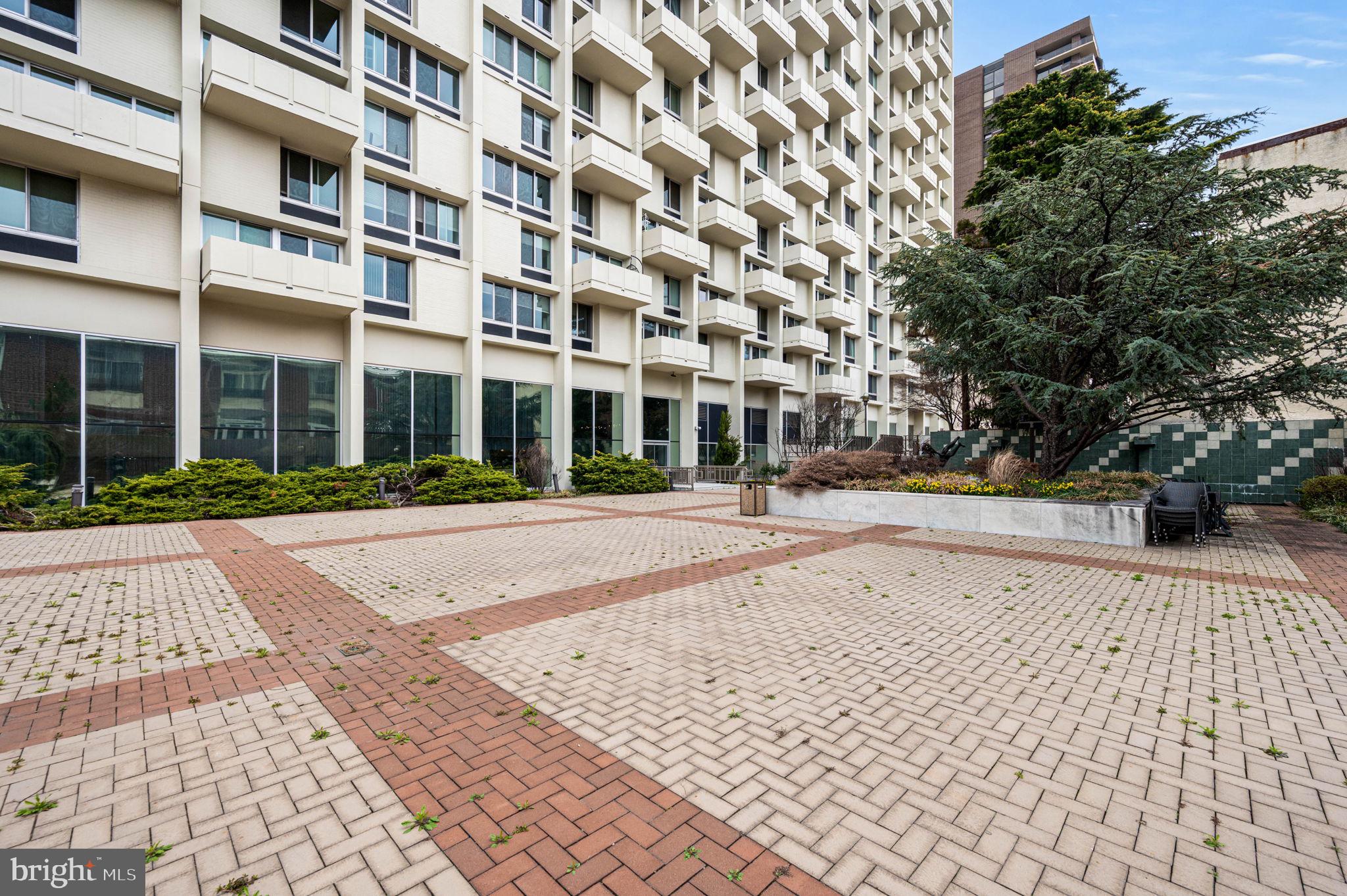 SOCIETY HILL - Residential