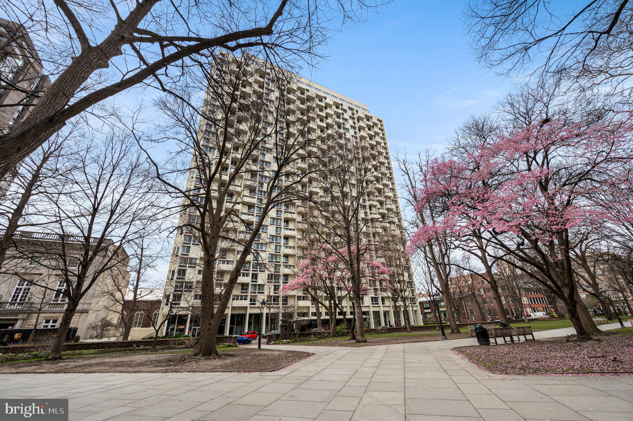 SOCIETY HILL - Residential