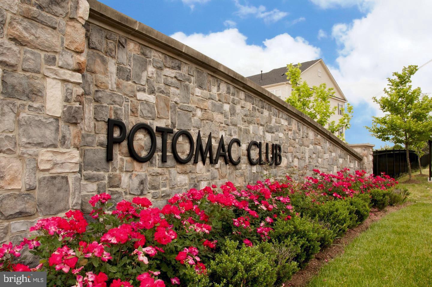 POTOMAC CLUB CONDOMINIUMS - Residential