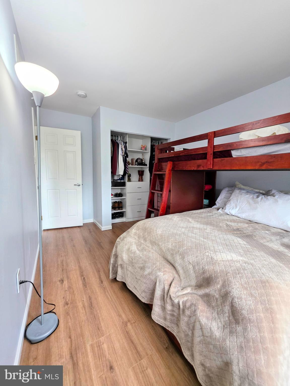 CHARLESTOWN OAKS - Residential