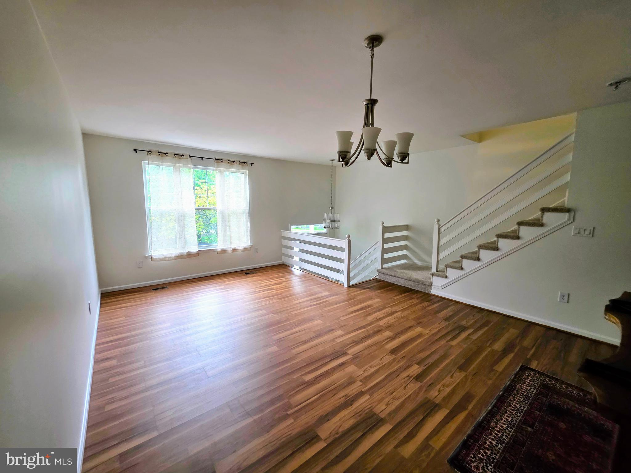 CHARLESTOWN OAKS - Residential