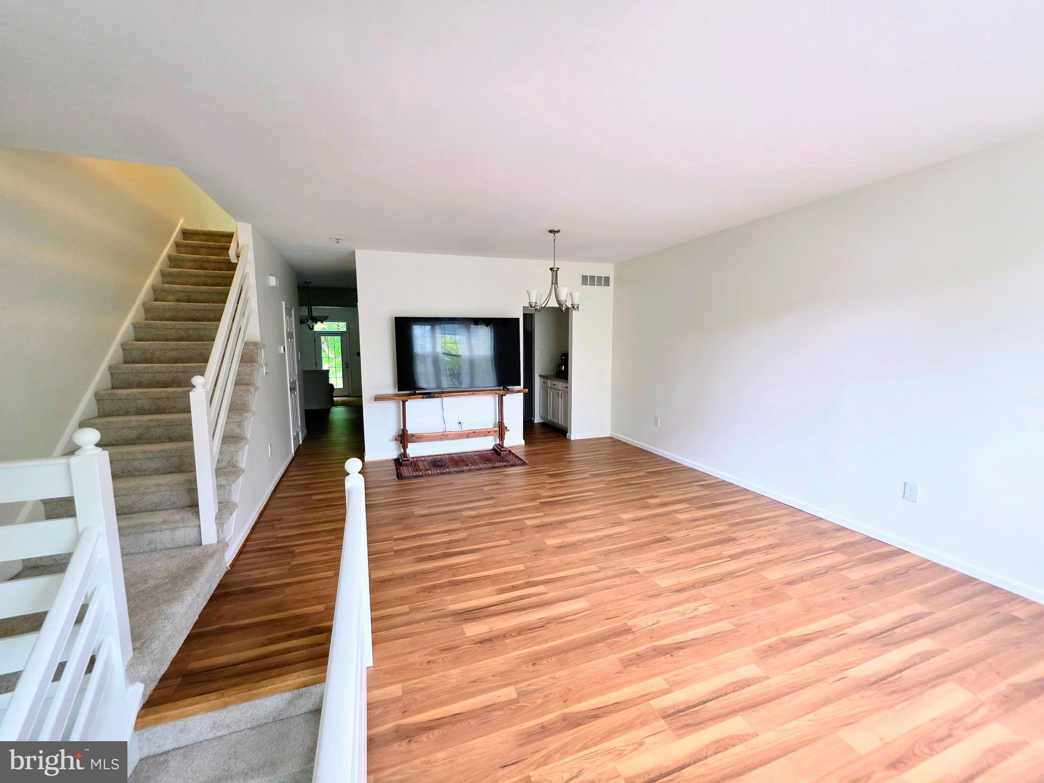 CHARLESTOWN OAKS - Residential