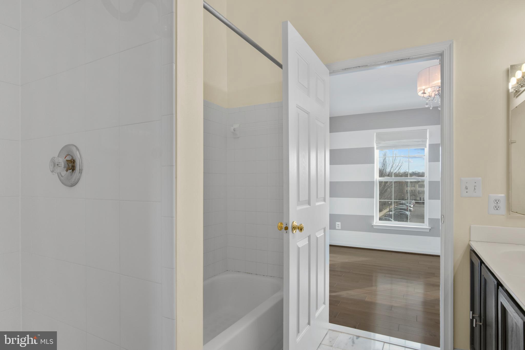 CEDAR LAKES - Residential Lease