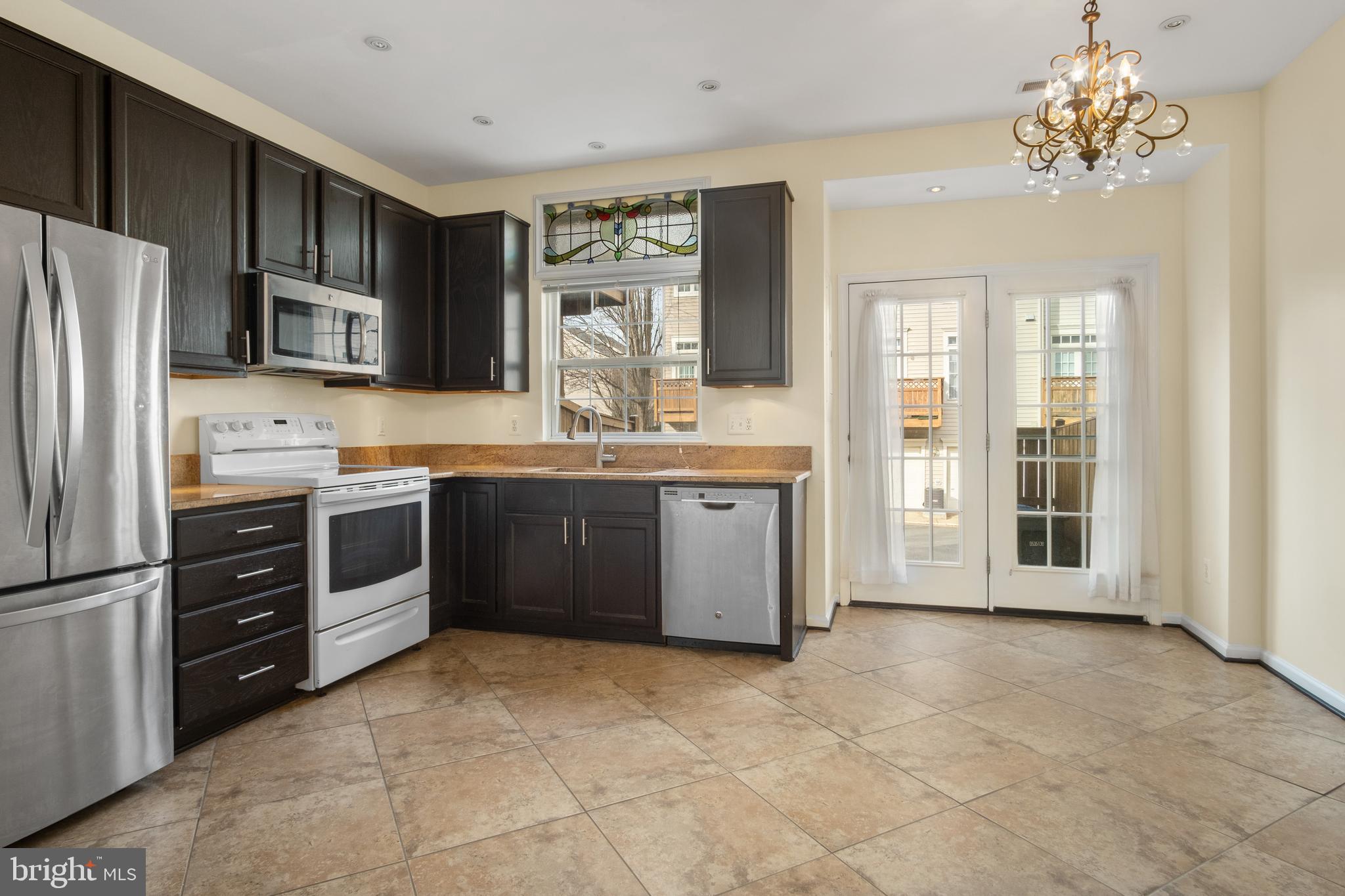 CEDAR LAKES - Residential Lease