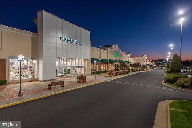 CEDAR LAKES - Residential Lease