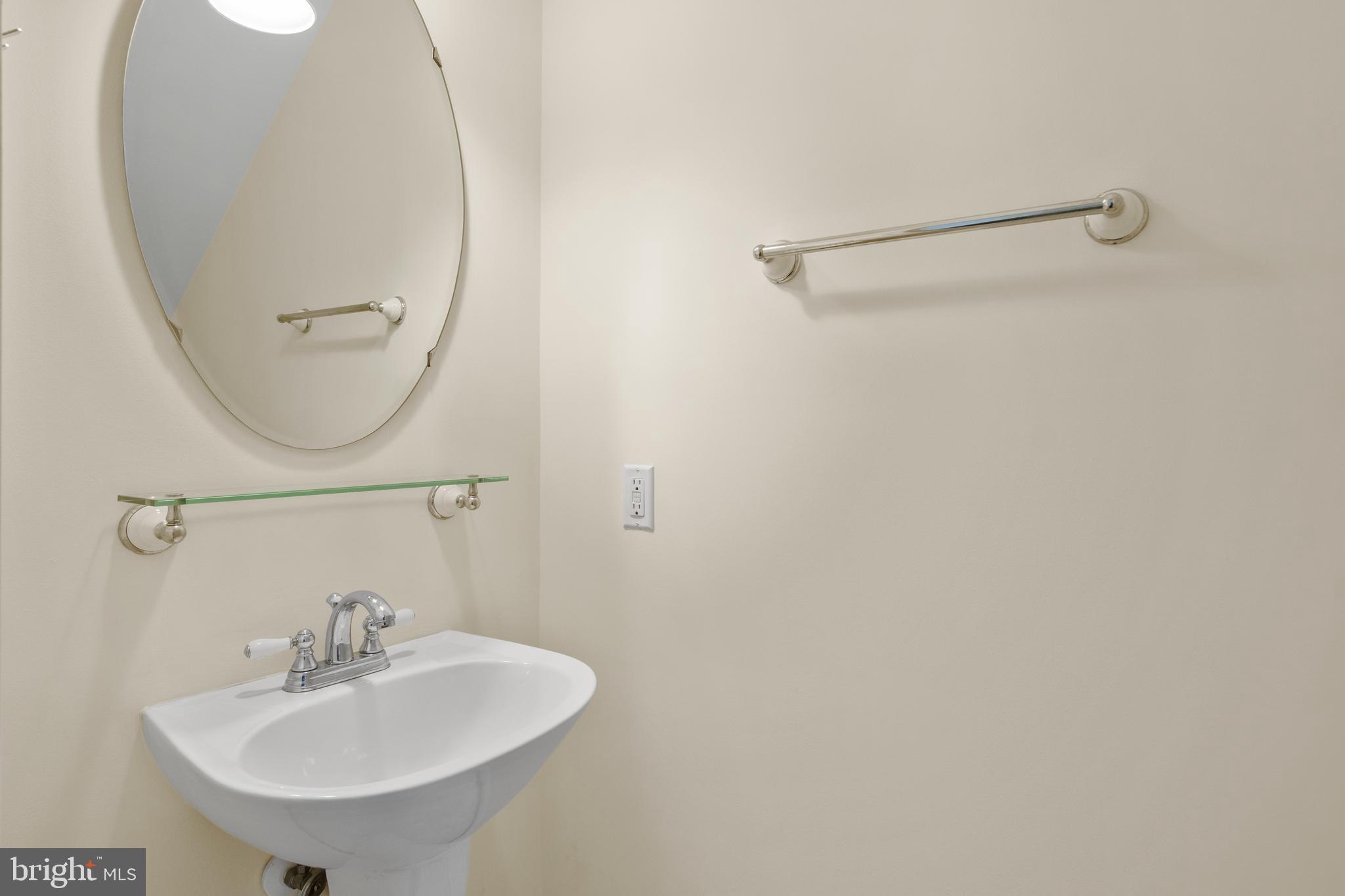 CEDAR LAKES - Residential Lease