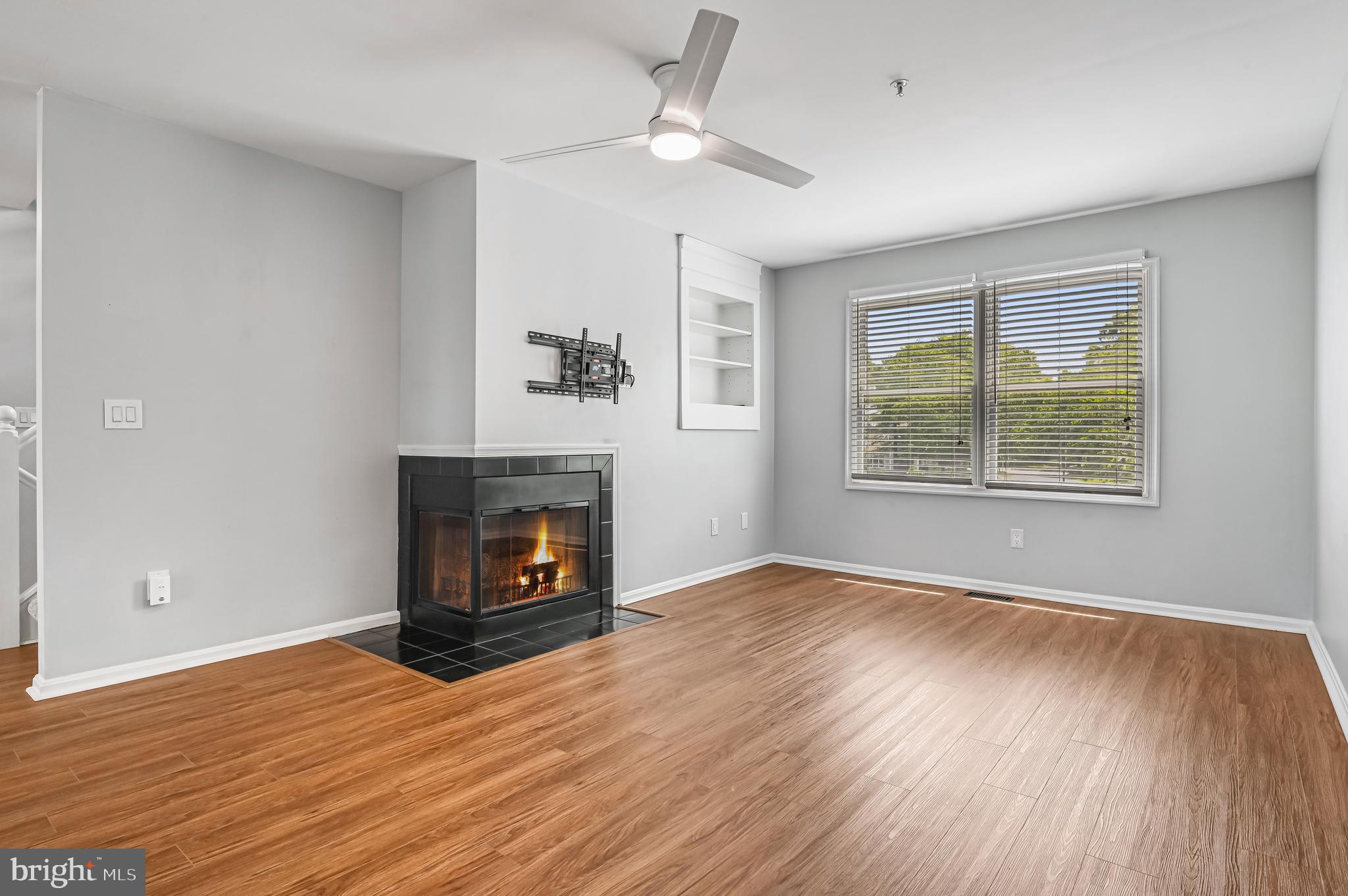 BAYSIDE - Residential