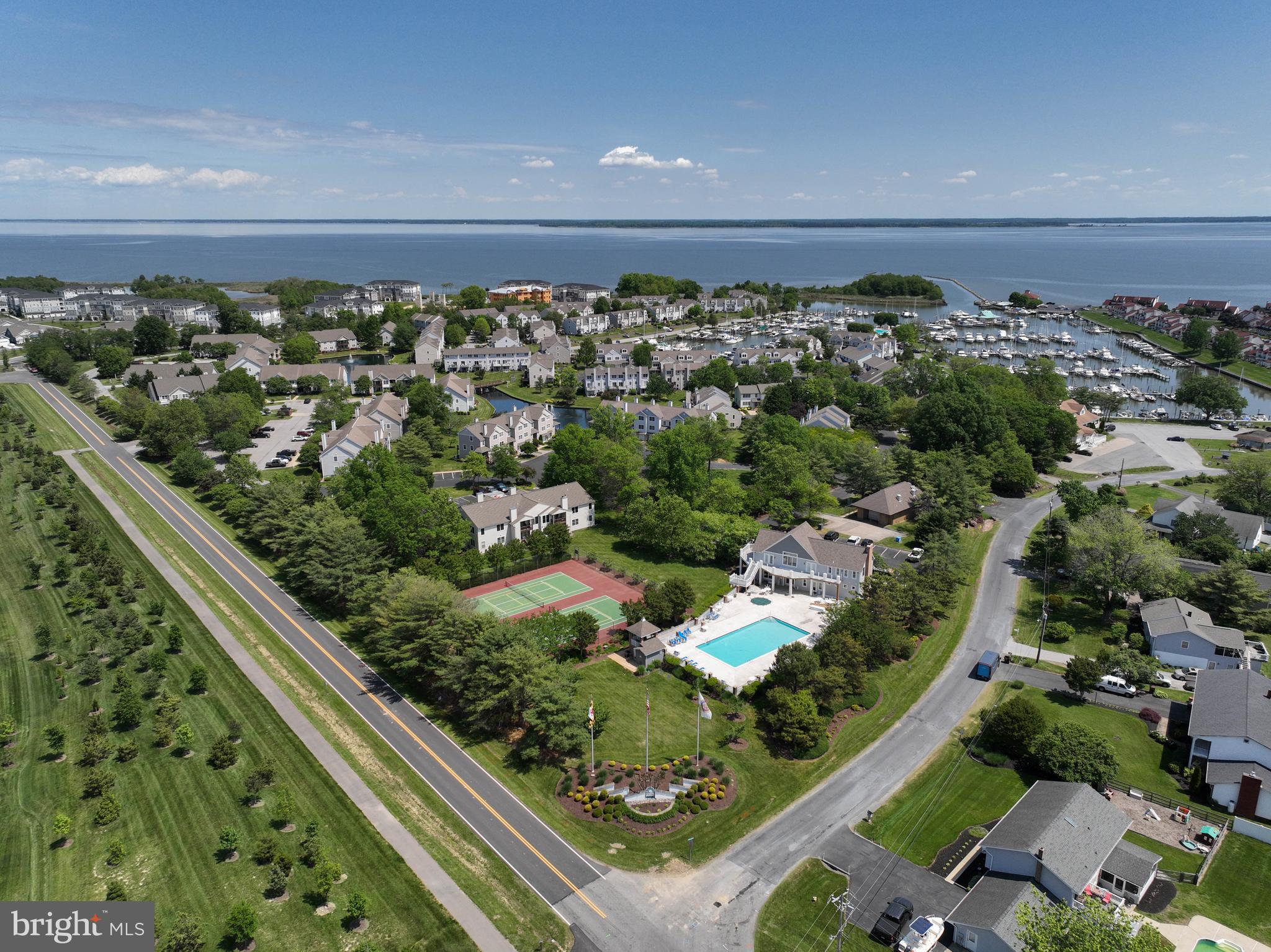 BAYSIDE - Residential