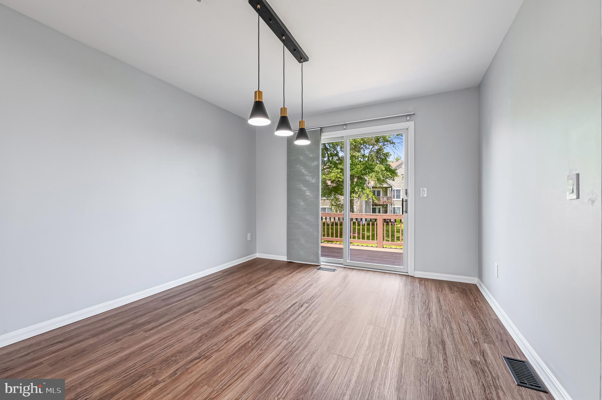 BAYSIDE - Residential