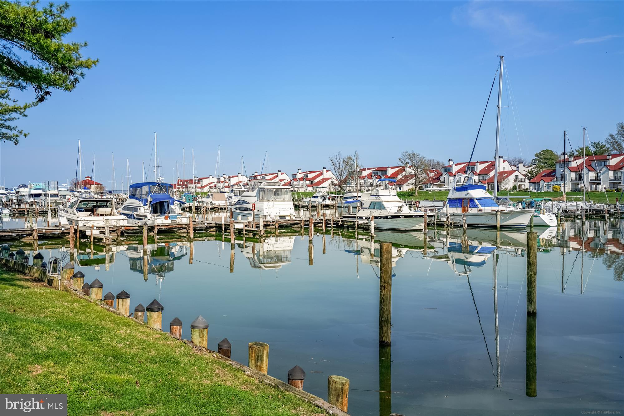 BAYSIDE - Residential