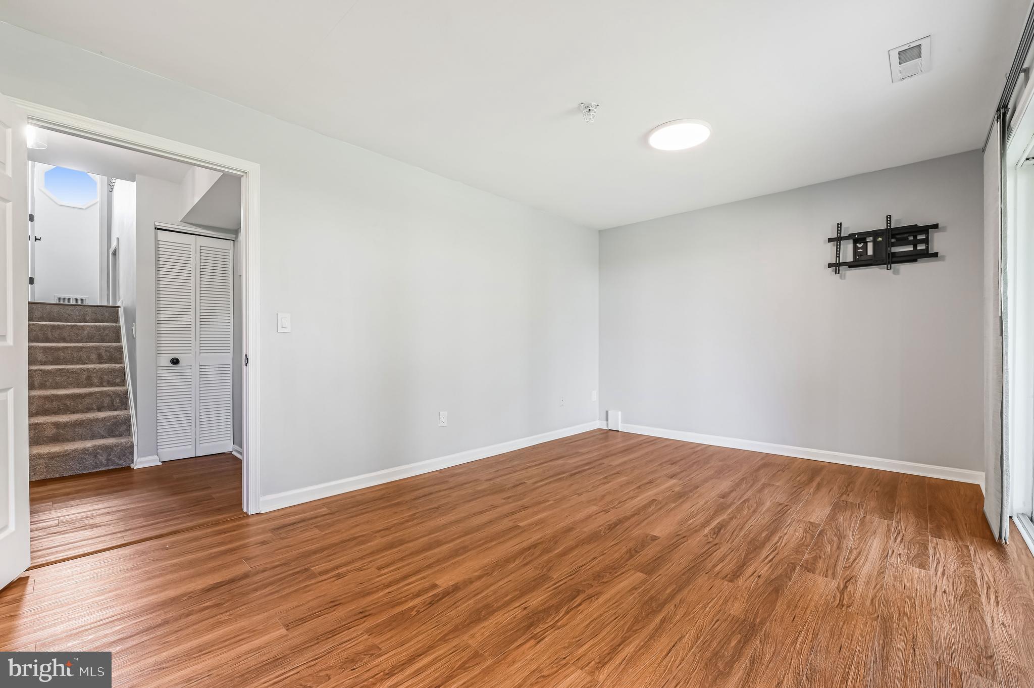 BAYSIDE - Residential