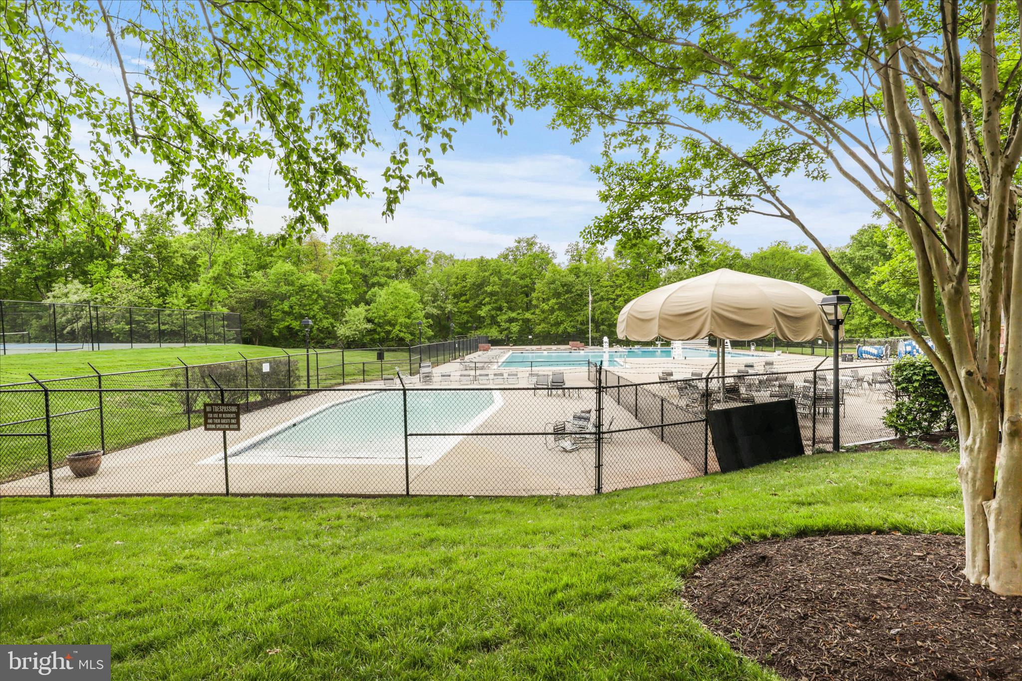 LIFESTYLE AT SULLY STATION - Residential