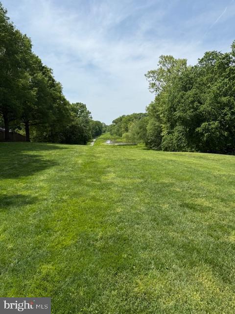 LIFESTYLE AT SULLY STATION - Residential