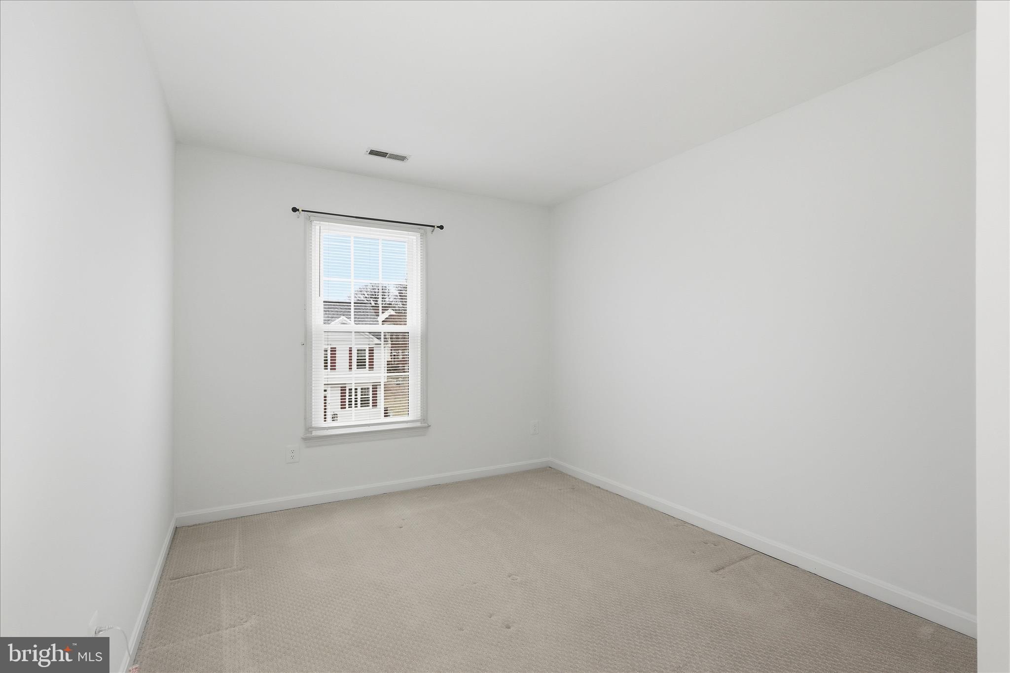 LIFESTYLE AT SULLY STATION - Residential