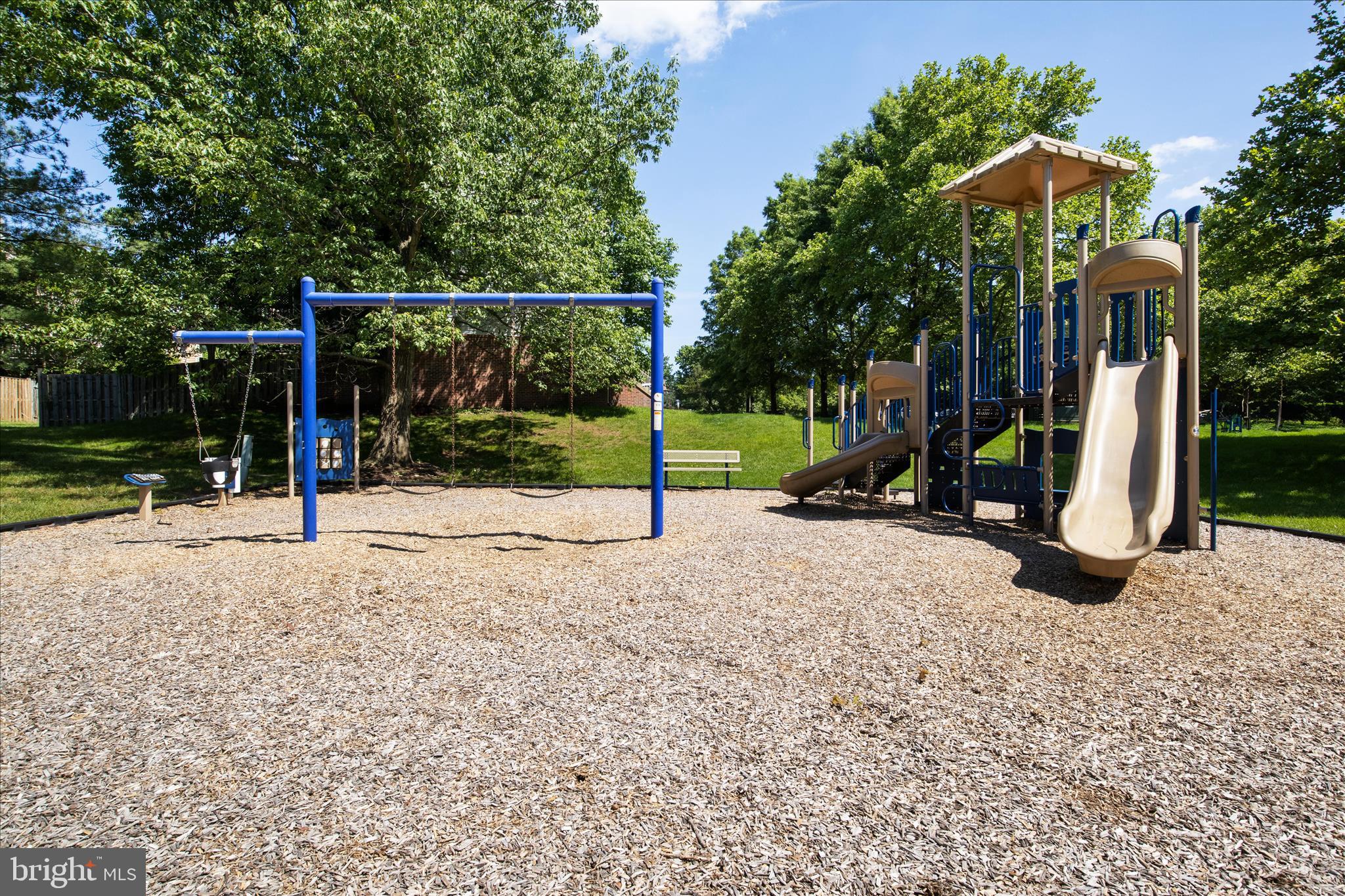 LIFESTYLE AT SULLY STATION - Residential