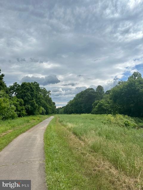 LIFESTYLE AT SULLY STATION - Residential