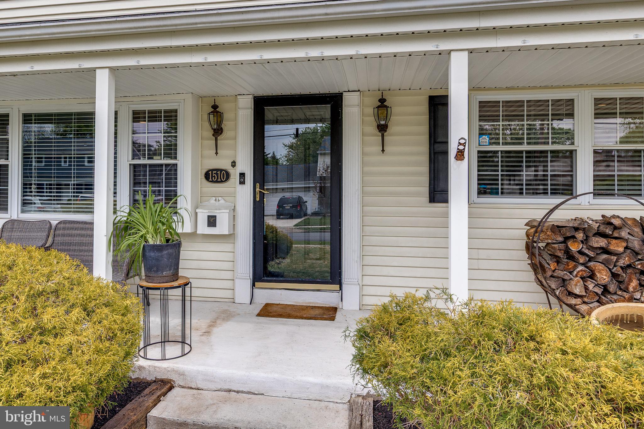 1510 DOGWOOD DRIVE
