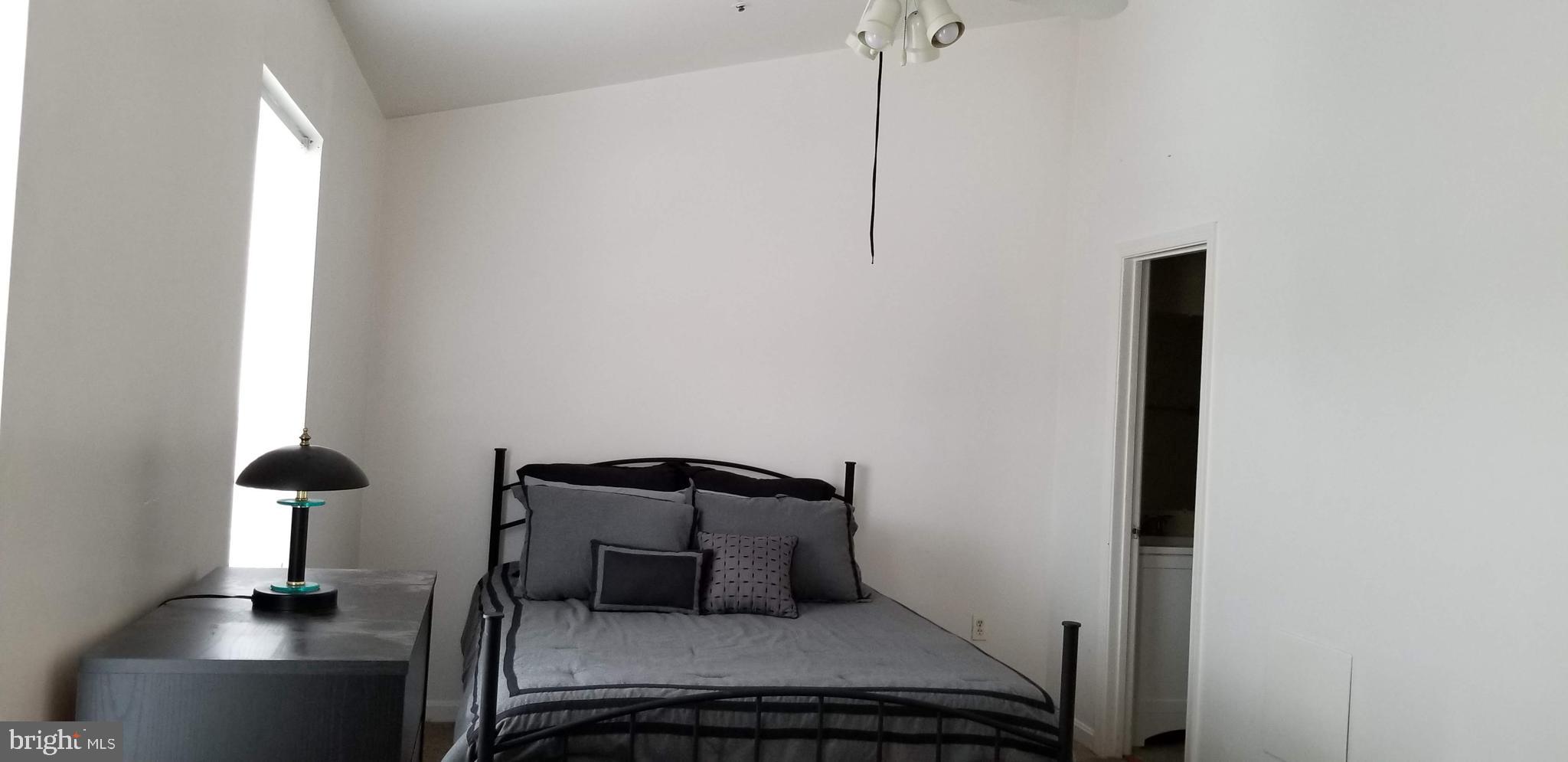 PALMERWOOD PLAT 2 - Residential Lease