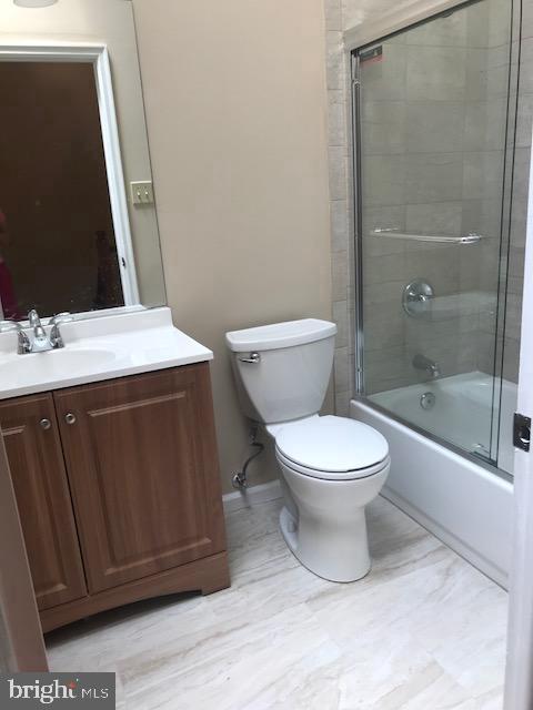 AMBERFIELD - Residential Lease