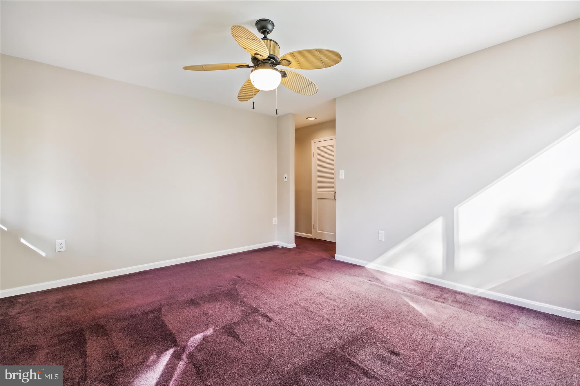 MANOR WOODS - Residential