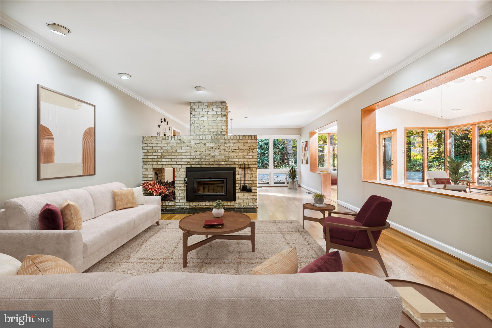 MANOR WOODS - Residential