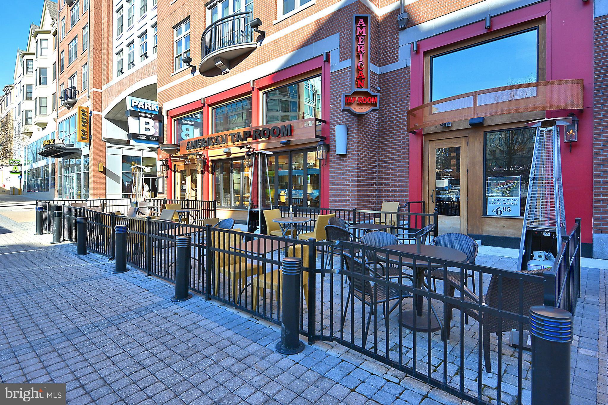 MANOR WOODS - Residential