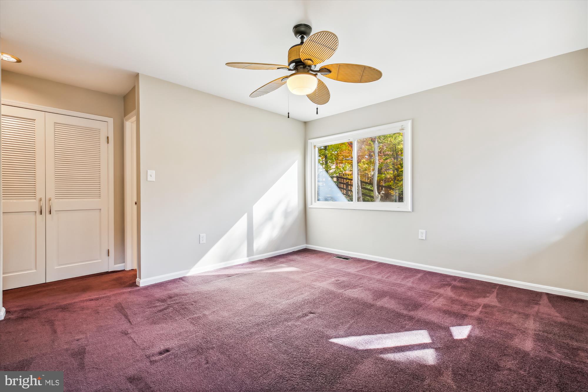 MANOR WOODS - Residential