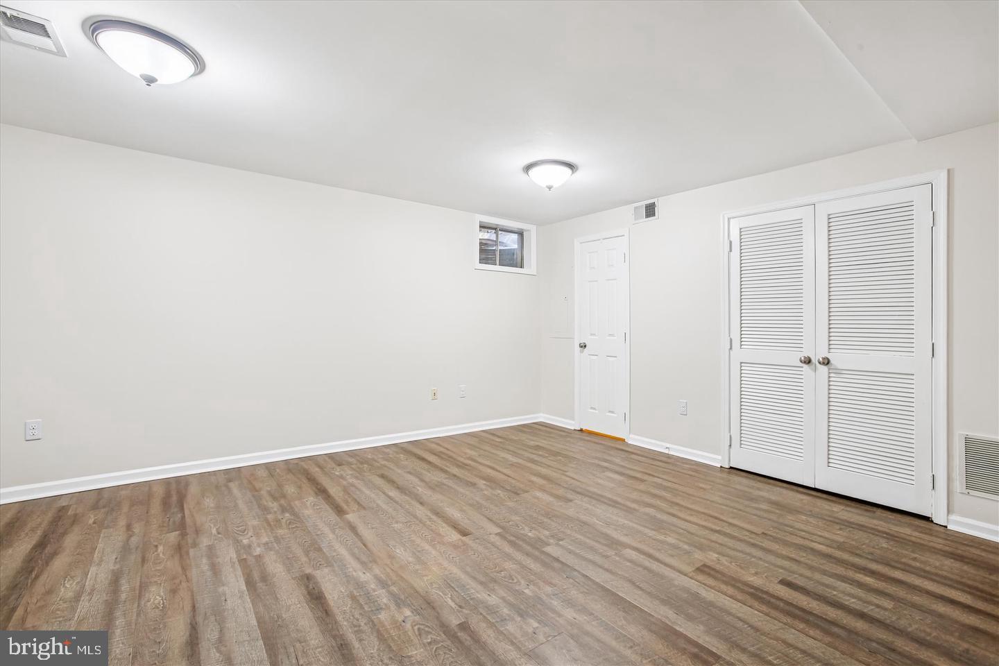 SHADOWBROOK - Residential