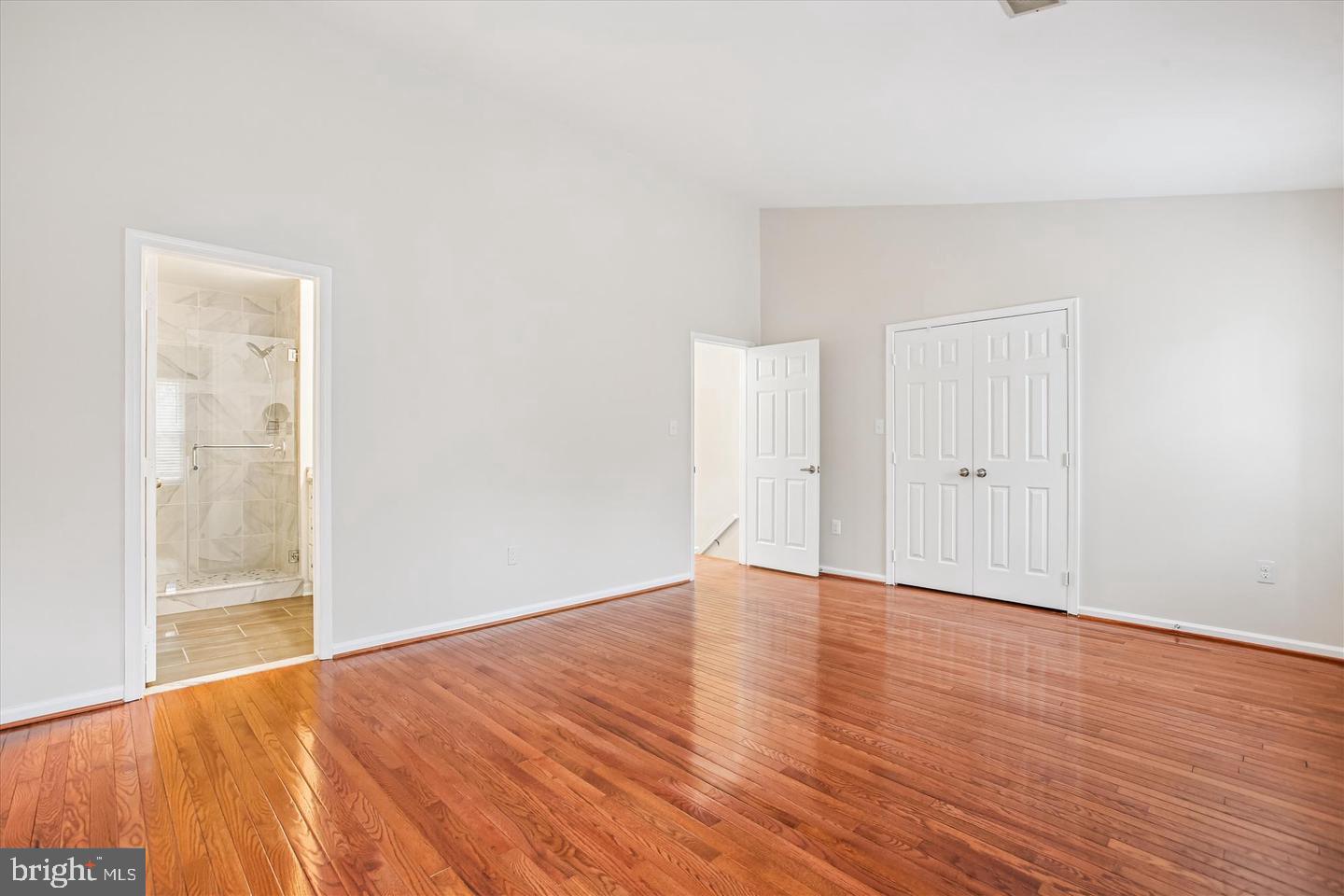 SHADOWBROOK - Residential