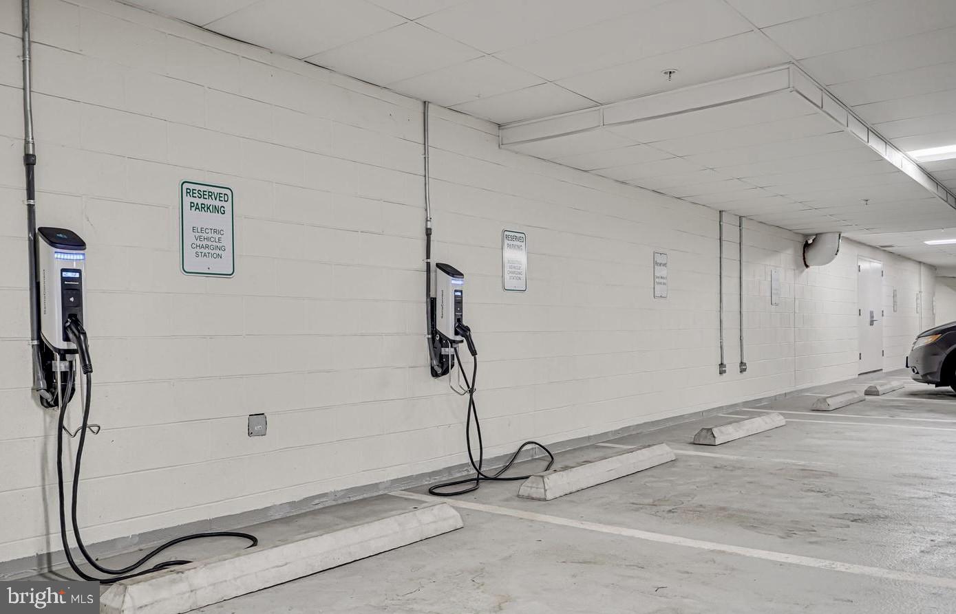 THE SIGNET - Residential