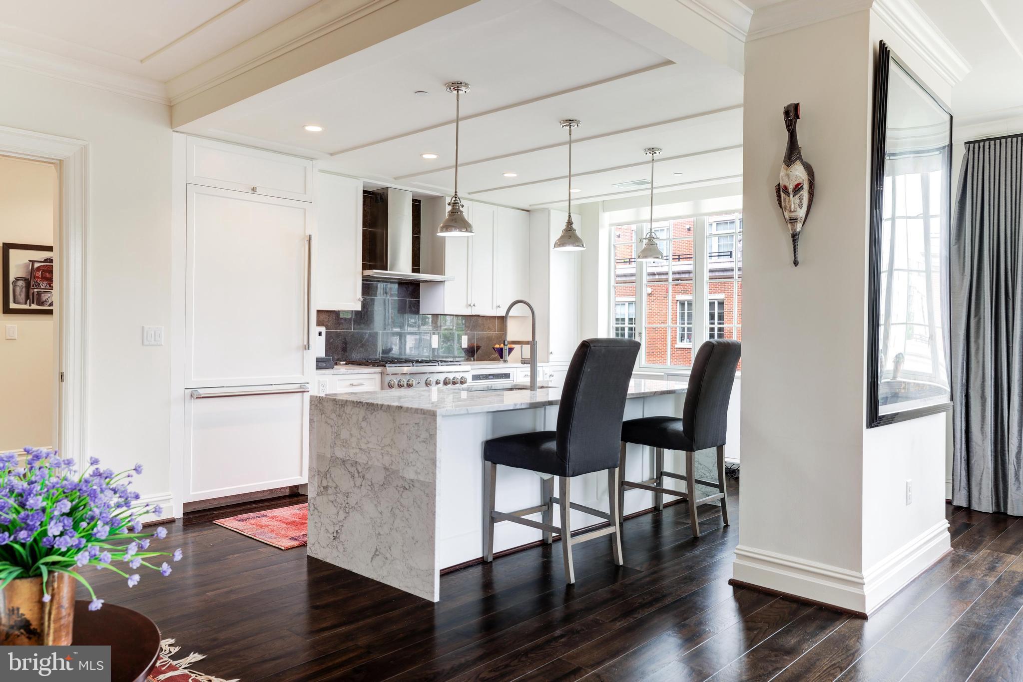 THE SIGNET - Residential