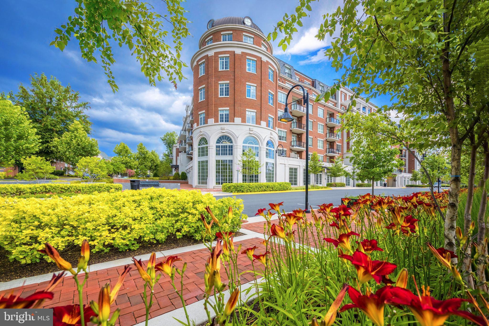 THE SIGNET - Residential