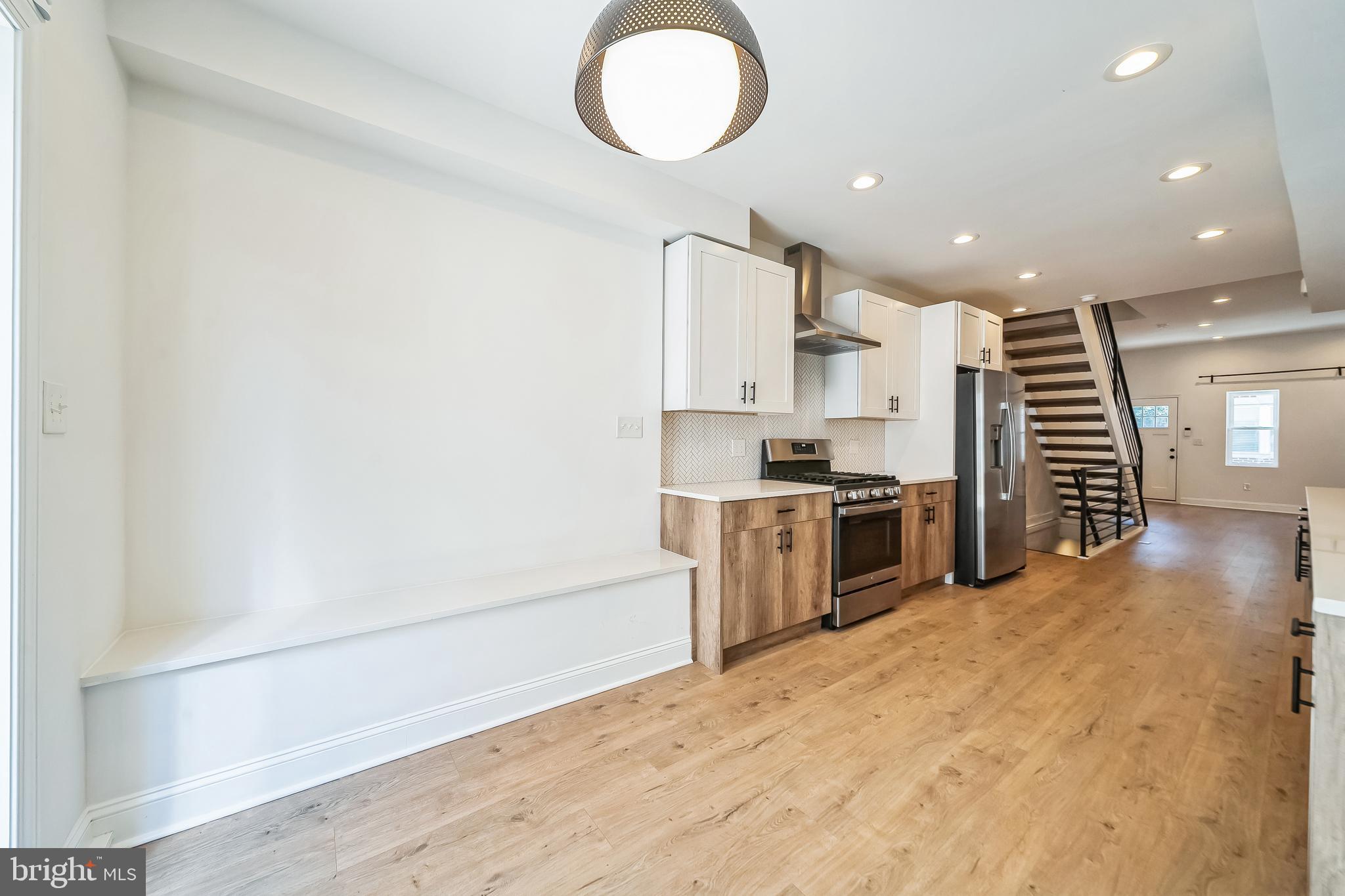 FAIRMOUNT - Residential