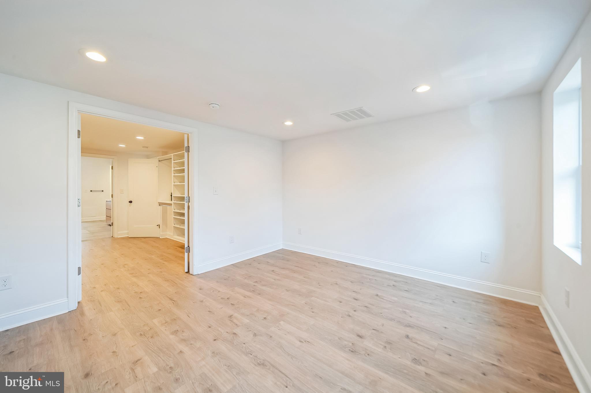 FAIRMOUNT - Residential