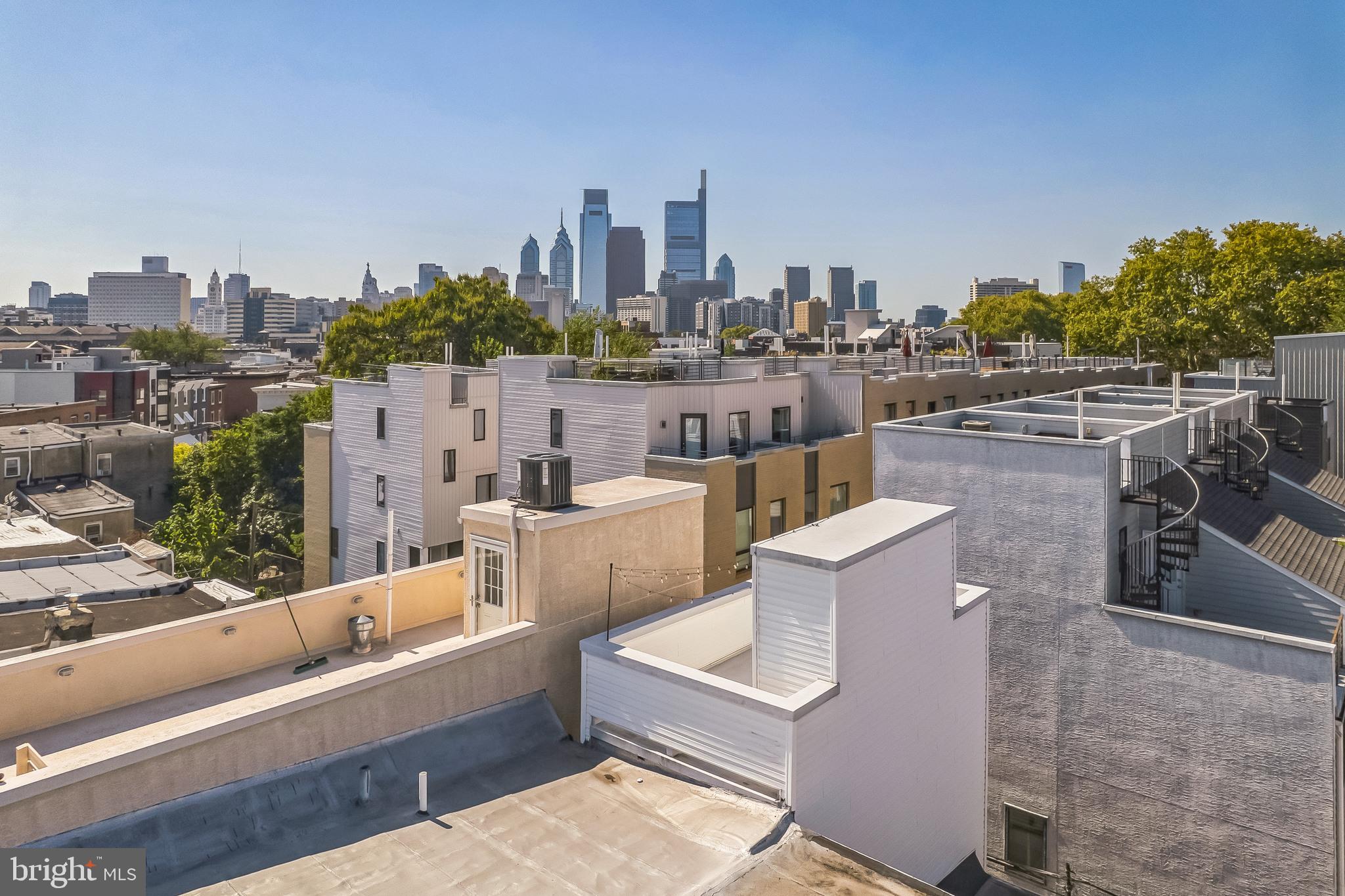 FAIRMOUNT - Residential