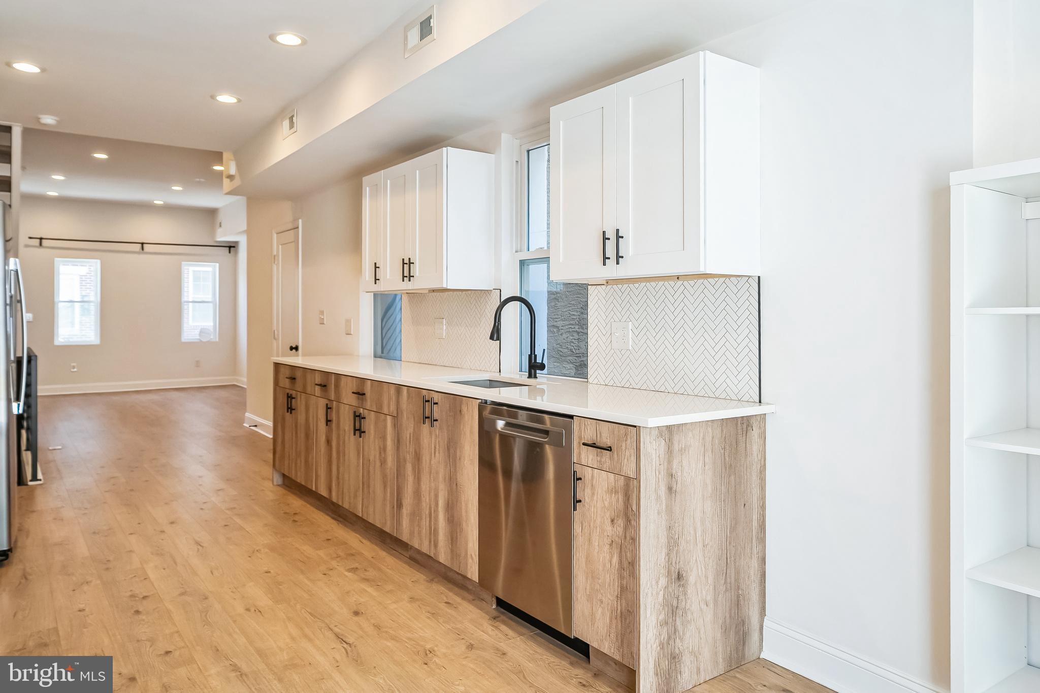 FAIRMOUNT - Residential