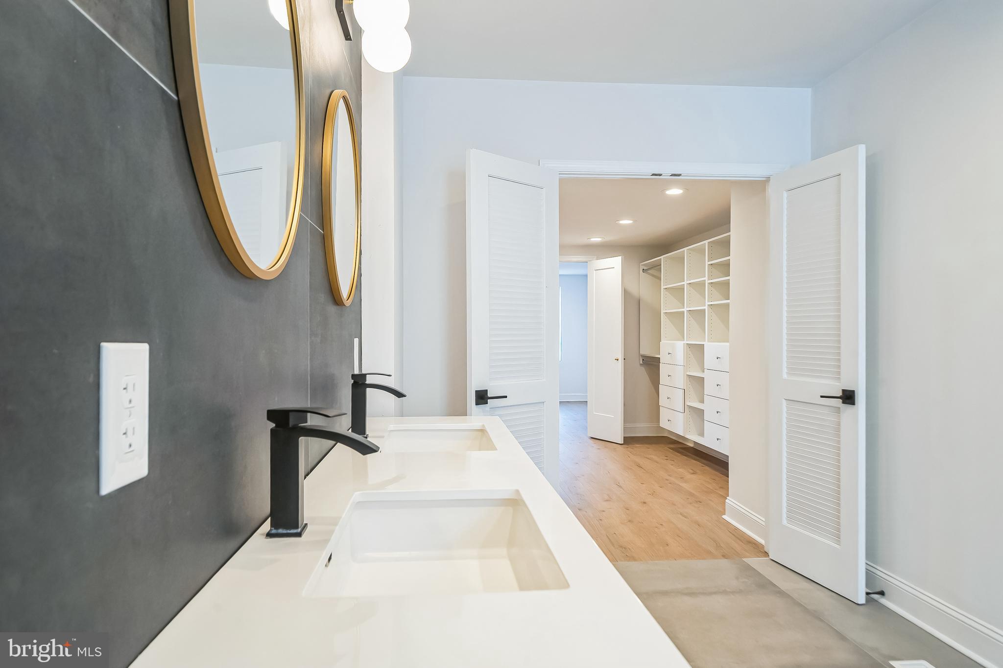 FAIRMOUNT - Residential